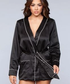 Be Wicked Kali Robe Black
