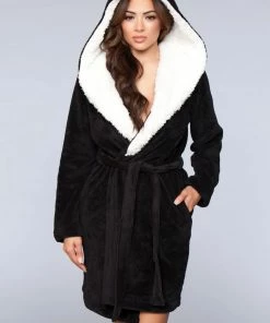 Be Wicked Robes Janet Robe Black