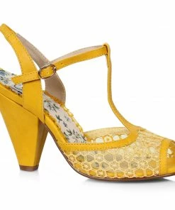 Ellie Shoes 4 T-Strap Peep Toe Shoe With Lace