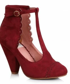 Ellie Shoes Closed Toe Suede T Strap