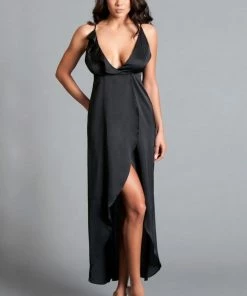 Be Wicked Asia Dress Black SLEEPWEAR